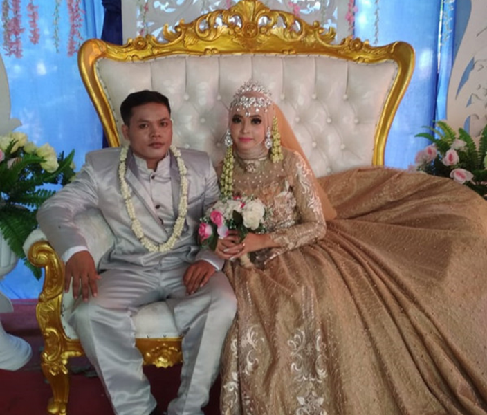 Indonesian Dream Catchers¡¯ Love Story in CREC